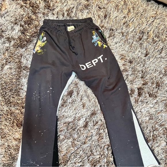Gallery Dept Flared sweatpants - Picture 2 of 6